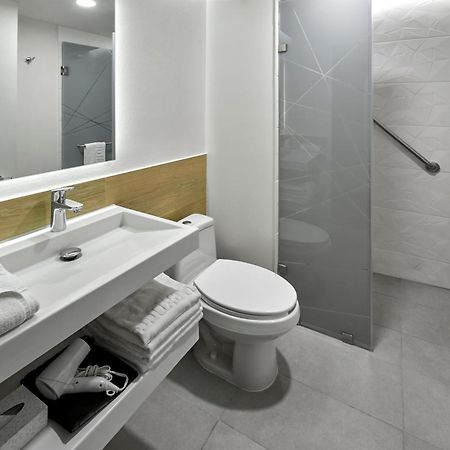 City Express Plus By Marriott Ciudad De Mexico Interlomas Exteriör bild