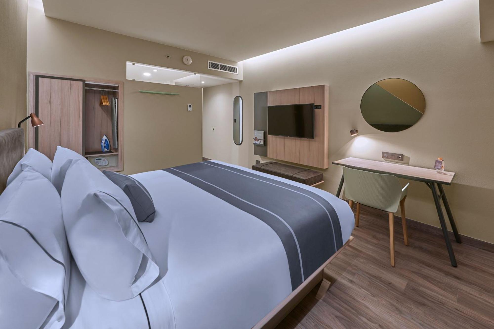 City Express Plus By Marriott Ciudad De Mexico Interlomas Exteriör bild